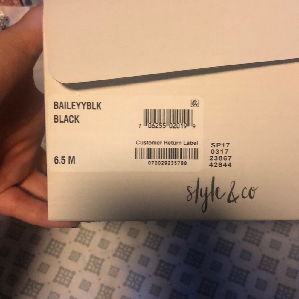 Black Style & Co. Sandals - 6.5 - Picture 7 of 7